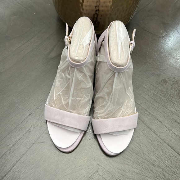 NATURALIZER Vera Ankle Strap Sandal In Iced Lilac - Picture 6 of 13